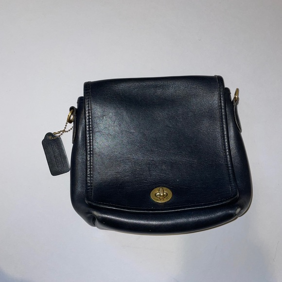 Coach Handbags - Vintage coach companion flap